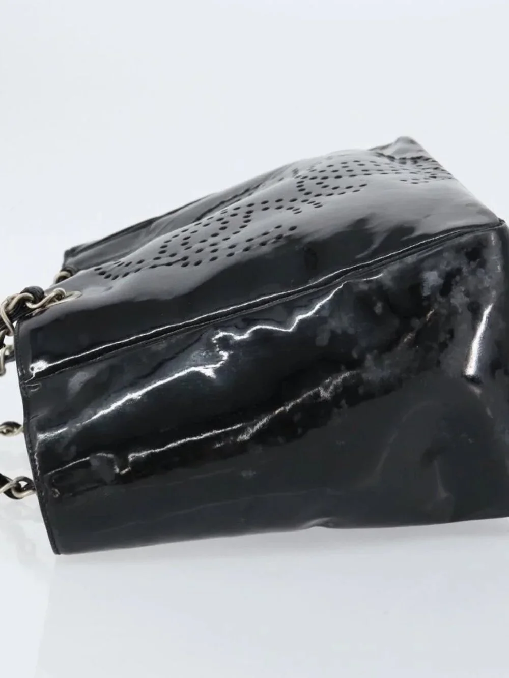 CHANEL brand	chanel color	black